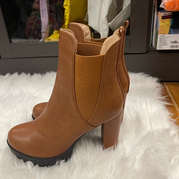 Size 10 > Dixie platform high-heeled boots - Picture 10 of 10